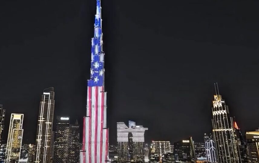 1038 – THE RETURN OF AMERICA UNDER GOD / NO ONE IS ABOVE THE LAW, THE HYPOCRISY OF DEMS EXPLAINED!